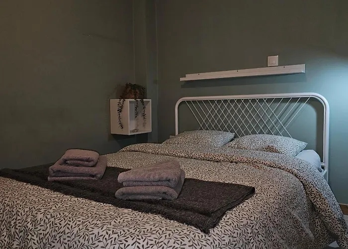 Apartment Walk Everywhere - Peaceful, Lovely, 1st Floor, Flat Near Agias Sofia Church *